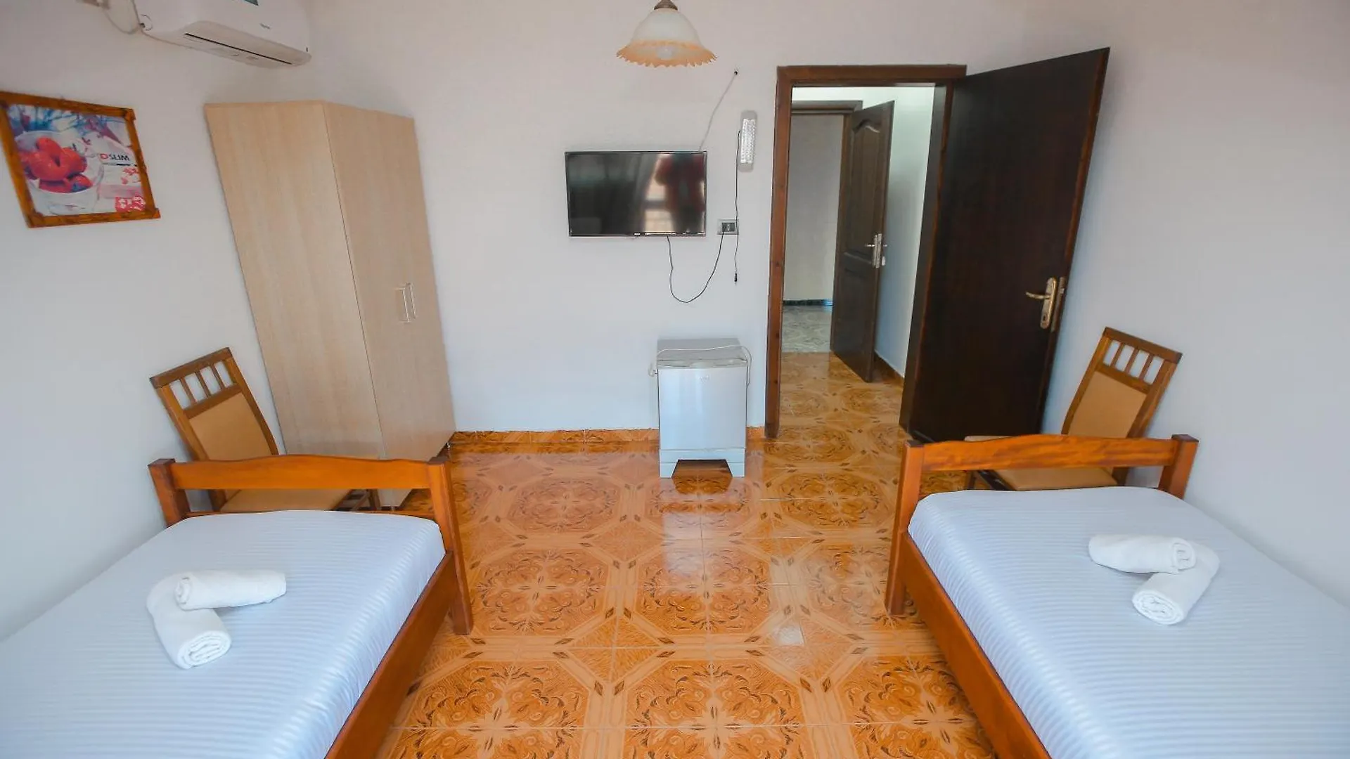 ***  Hotel Ambasador Bahcallek Albania